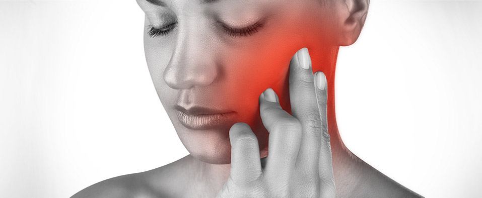 Disfunção da articulação temporomandibular (ATM).